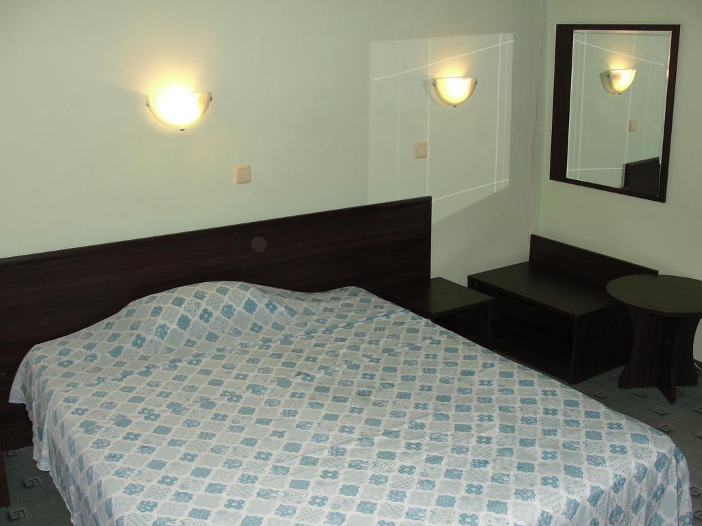 Hotel Biju Бургас Номер фото