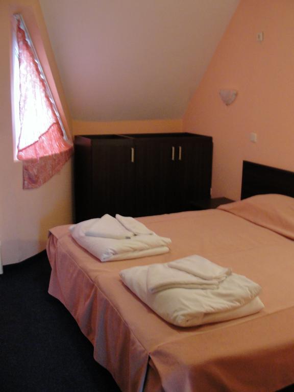 Hotel Biju Бургас Номер фото