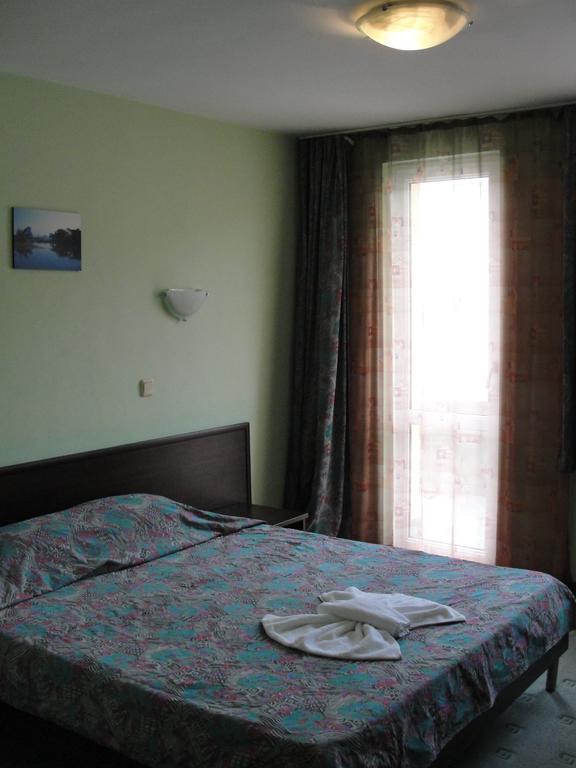 Hotel Biju Бургас Экстерьер фото