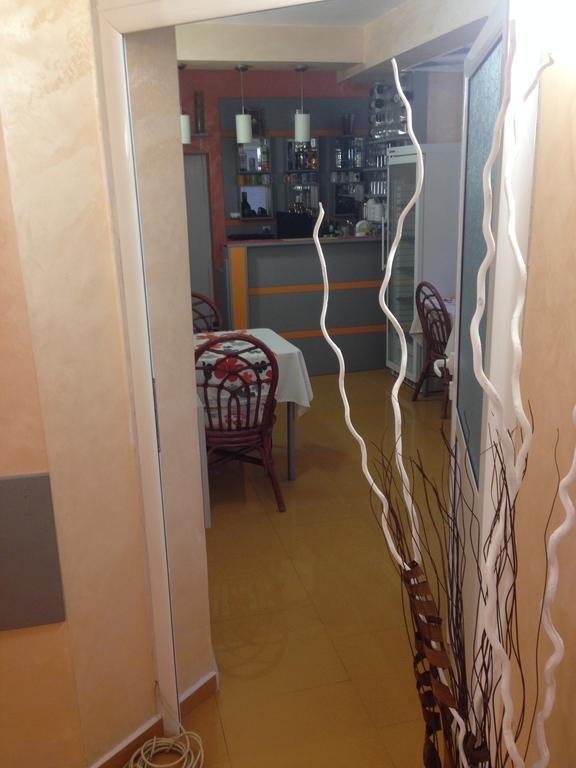 Hotel Biju Бургас Экстерьер фото