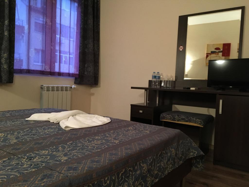 Hotel Biju Бургас Номер фото