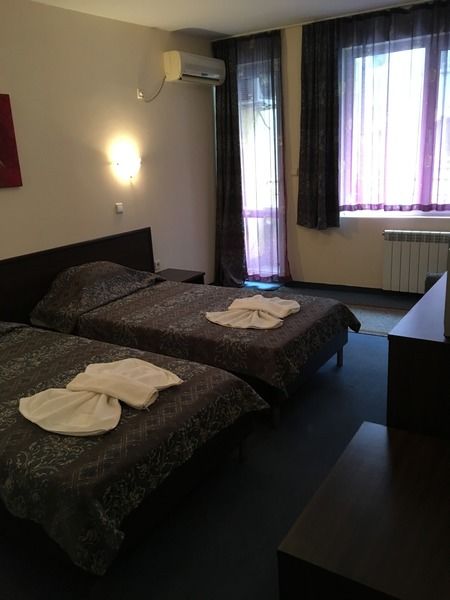 Hotel Biju Бургас Экстерьер фото